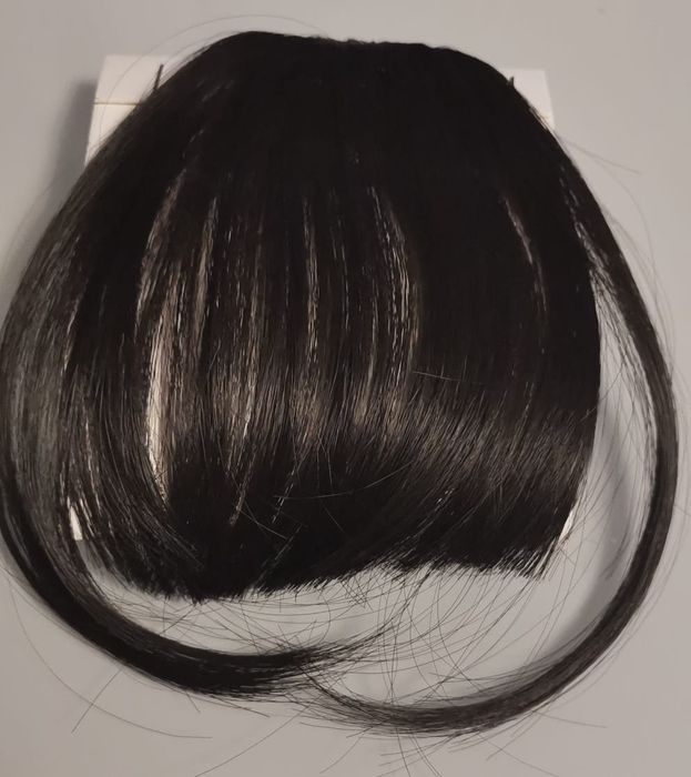 Nowa syntetyczna czarna grzyweczka