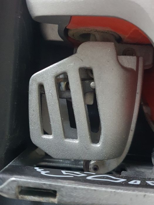 Електролобзик black&decker XTS10E