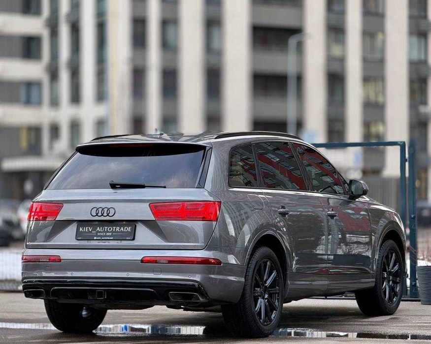 Продаж гарного Audi Q7