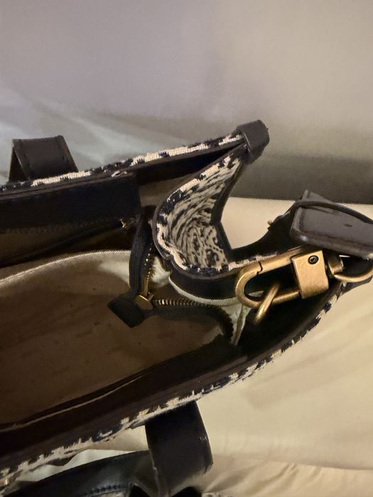 Guess torebka granatowa