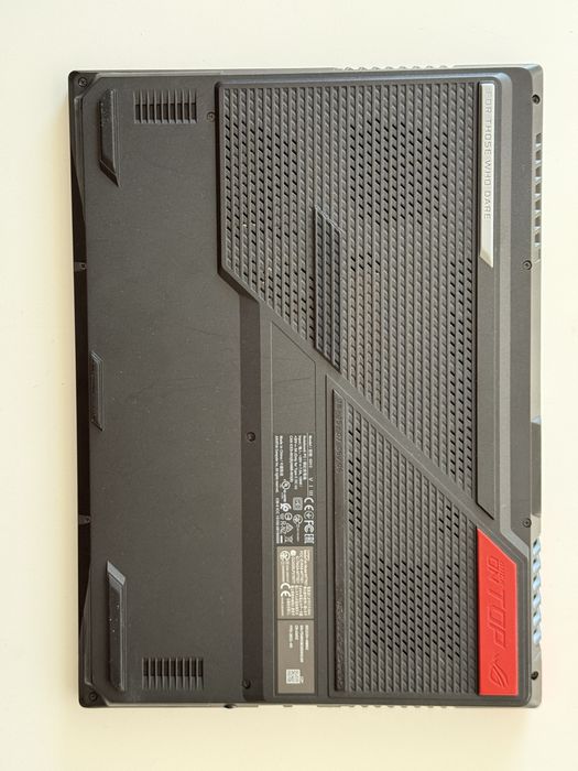 Asus Rog Strix G513IH