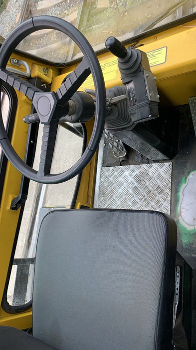 Локотрактор локомотив рельси Е1400