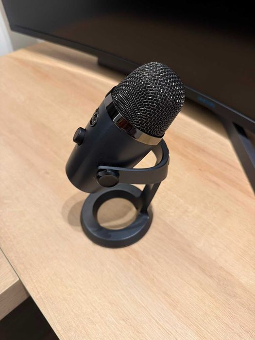 Microfone Logitech Blue Yeti Nano