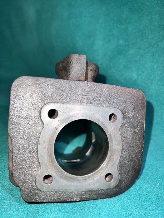 Циліндр сузукі адрес