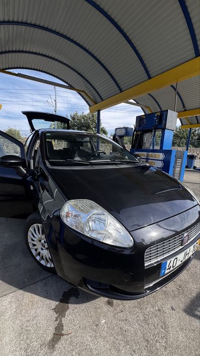 Punto - 2010 - Preto