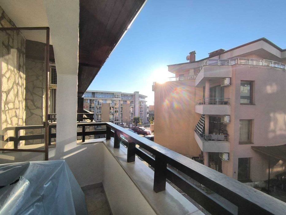 Трьохкімнатна квартира з видом на море, Святий Влас, Болгарія