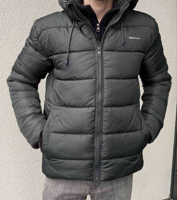 Чоловіча зимова куртка Gant, в хорошому стані