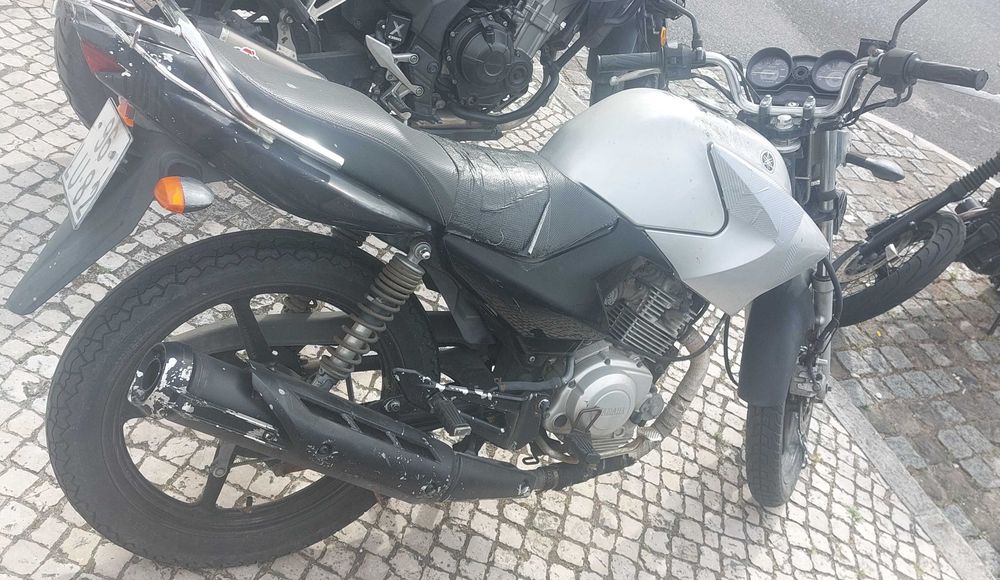 Yamaha YBR 125 de 2011 24500 Km