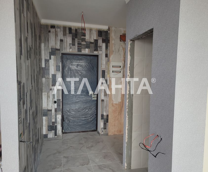 Квартира в ЖК Парк Фонтанов с ремонтом.  Переуступка