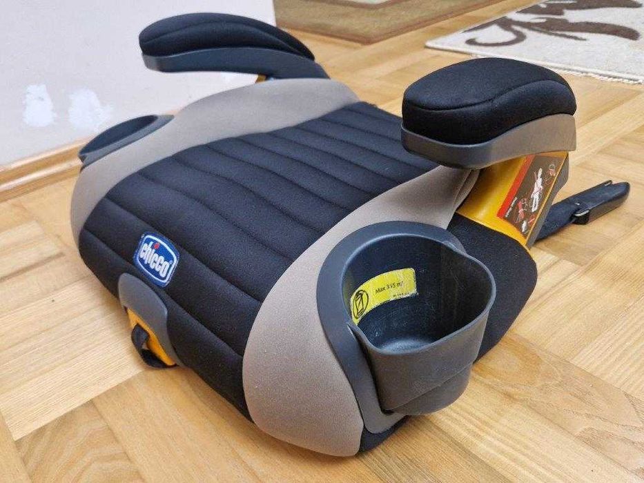 Siedzisko/Podstawka samochodowa Chicco Gofit Plus 22-36 kg