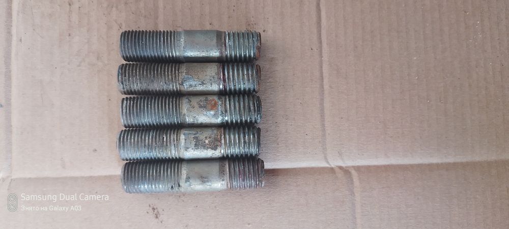 Продам шпильки полуосі до ЗІЛ 131