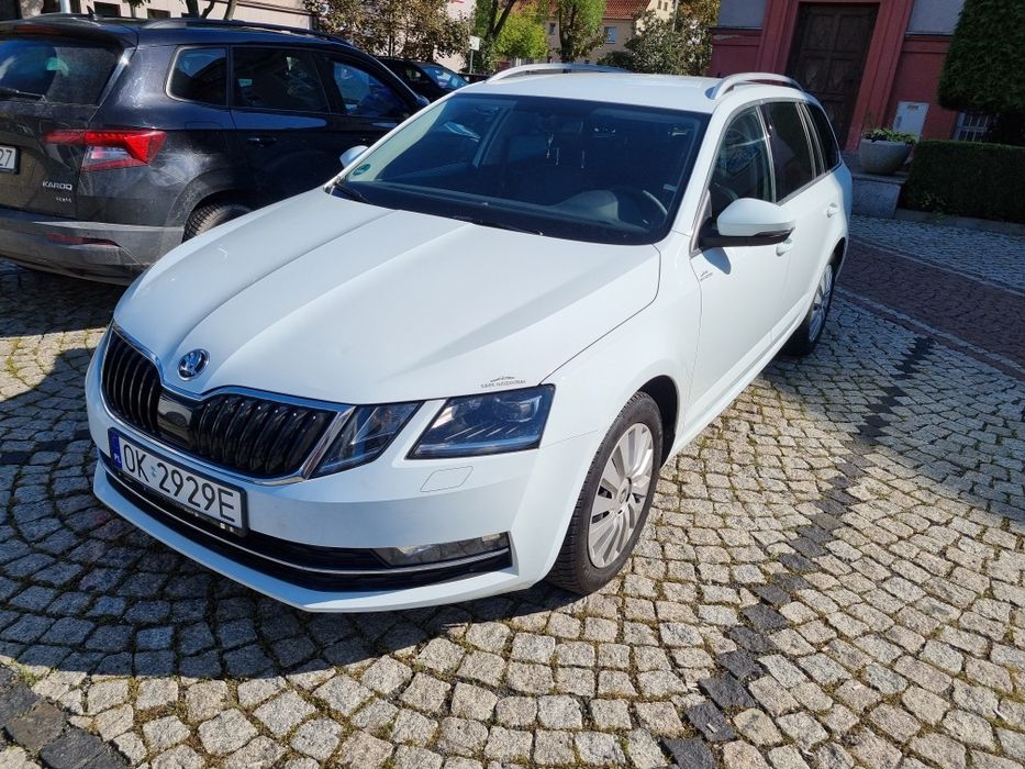 Wypożyczalnia samochodów passat dopilnowane czyste w dobrej cenie