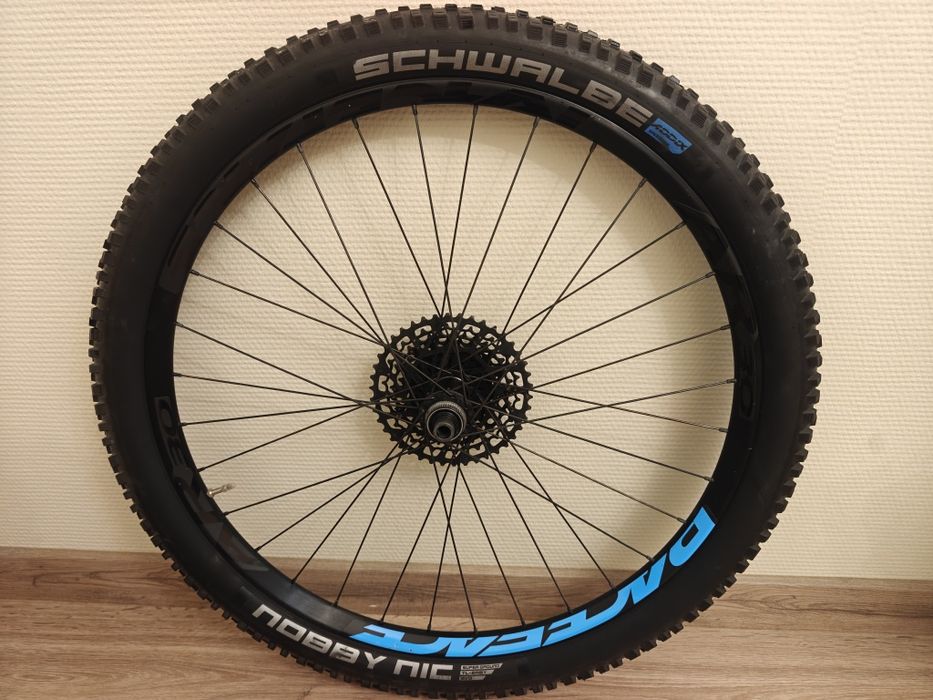 колеса 27.5 Race Face AR30 Boost HG
