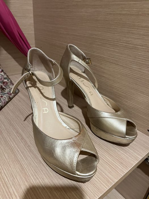 Sandalias altas unisa 38