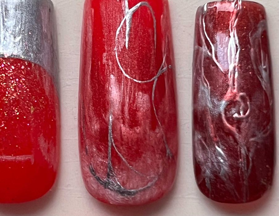 Alternative red goth press on nails