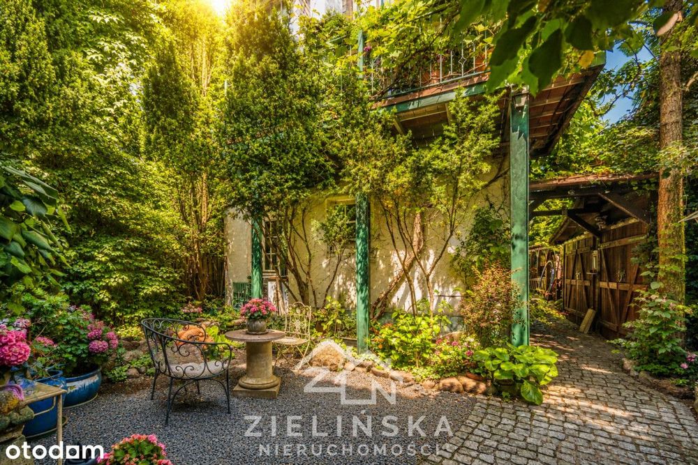 Klimatyczny dom w Orłowie | 194 m²|2 wejścia