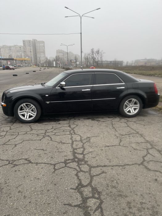 Продам Chrysler 300c