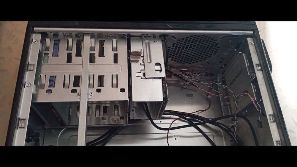 системний блок  Asus.куллер, LG CD ROM rw , card reader
