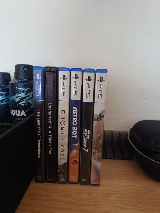 PS5 PRO com extras