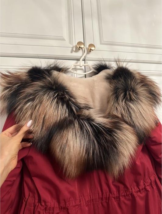 Парка з натуральним хутром