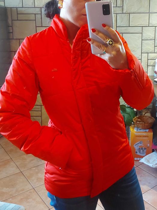 Czerwona oryginalna kurtka Lacoste rozm. M