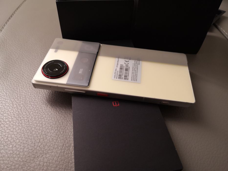 Nubia Z70 Ultra 16GB / 512GB