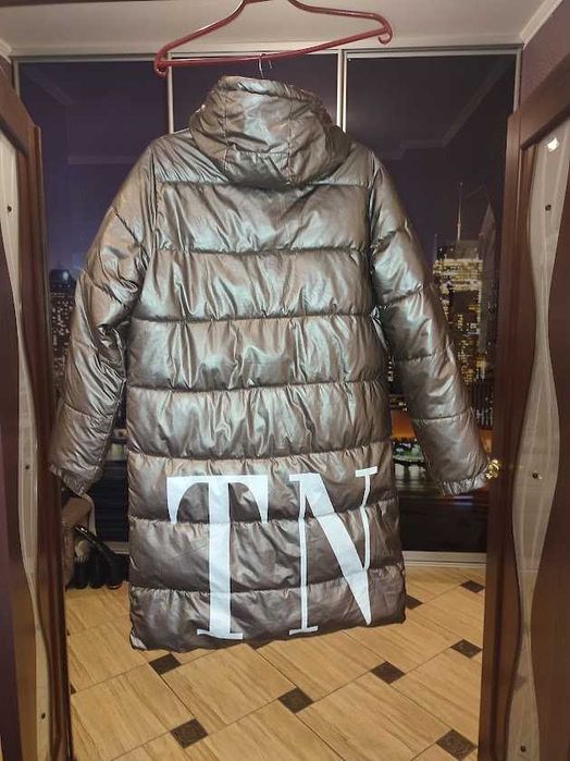 Шикарное пальто valentino