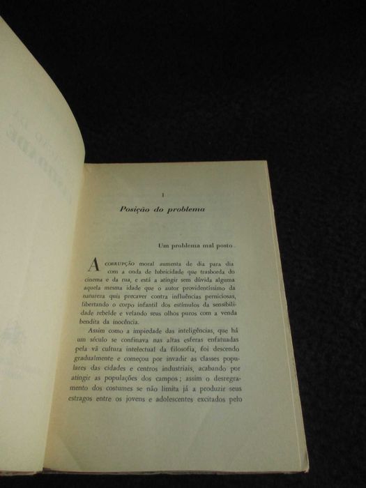 Livro Educação da Castidade R. P. Ruiz Amado S. J. 1960