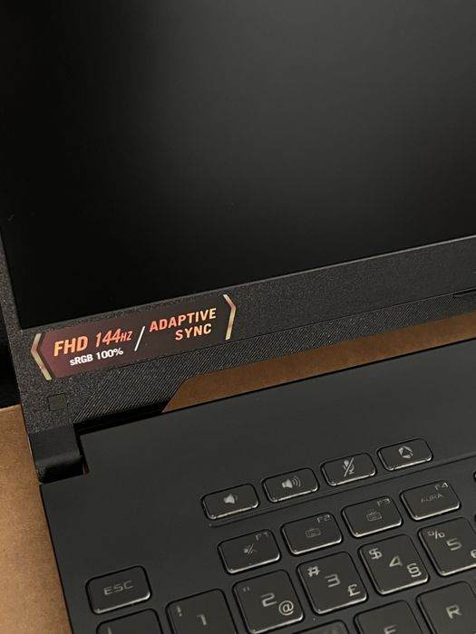 2025 ASUS TUF GAMING A15 c/ garantia- Ryzen 7 16GB RTX4050 - 6GB 512GB