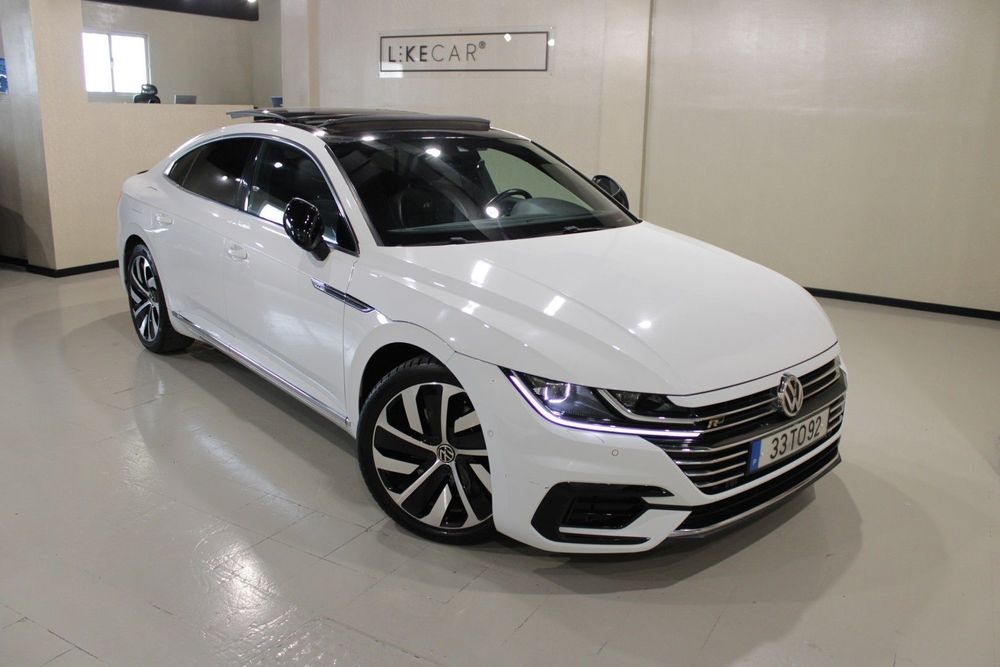 VW Arteon 2.0 TDI R-Line DSG 4Motion