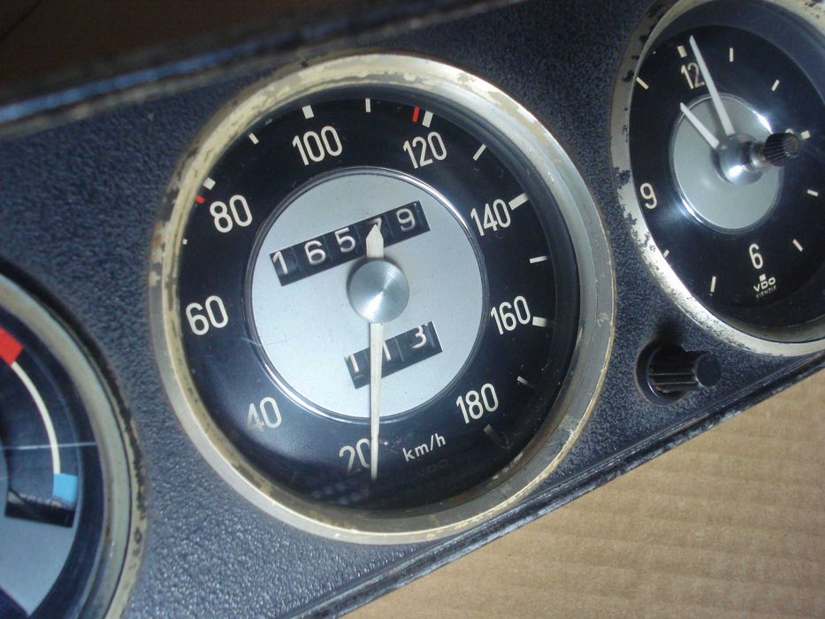 bmw 1602 B. Travões original bmw 2002 e diversas partes