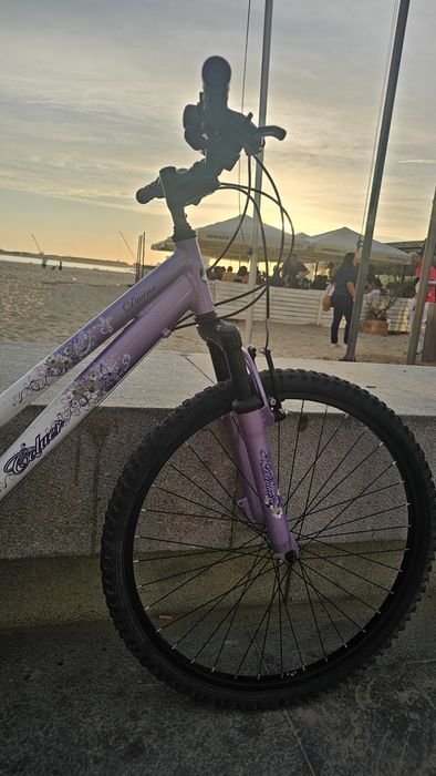 Bicicleta  menina
