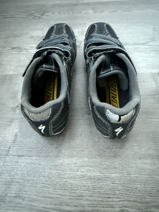 Sapatos Specialized + pedais de encaixe Wellgo MAG MG-8 para BTT