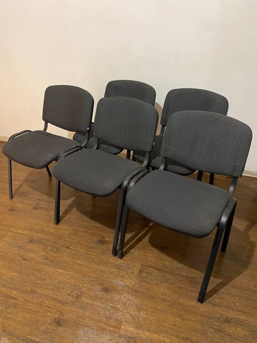 РАСПРОДАЖА офисной мебели стулья кресла для ученика компьютерные