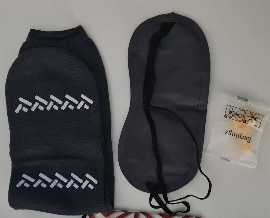 Kits de viagens da Turkish Airlines.  Novos