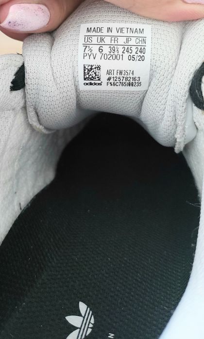 Sneakersy sportowe