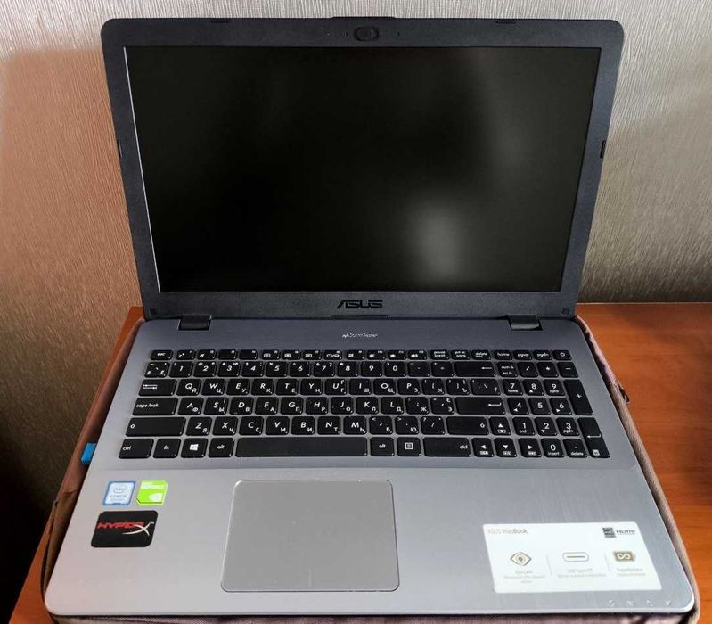 Ноутбук ASUS VivoBook 15 X542UF-DM004T  Dark Grey.
