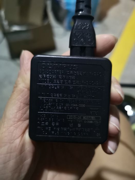 Carregador olympus tomada usb