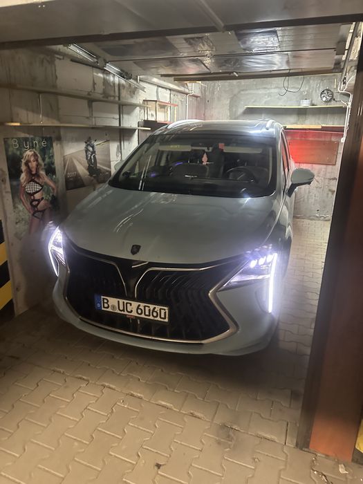 Wynajmę Garaż w hali garażowej ul.Holdu Pruskiego wysokość wjazdu max 190 cm
