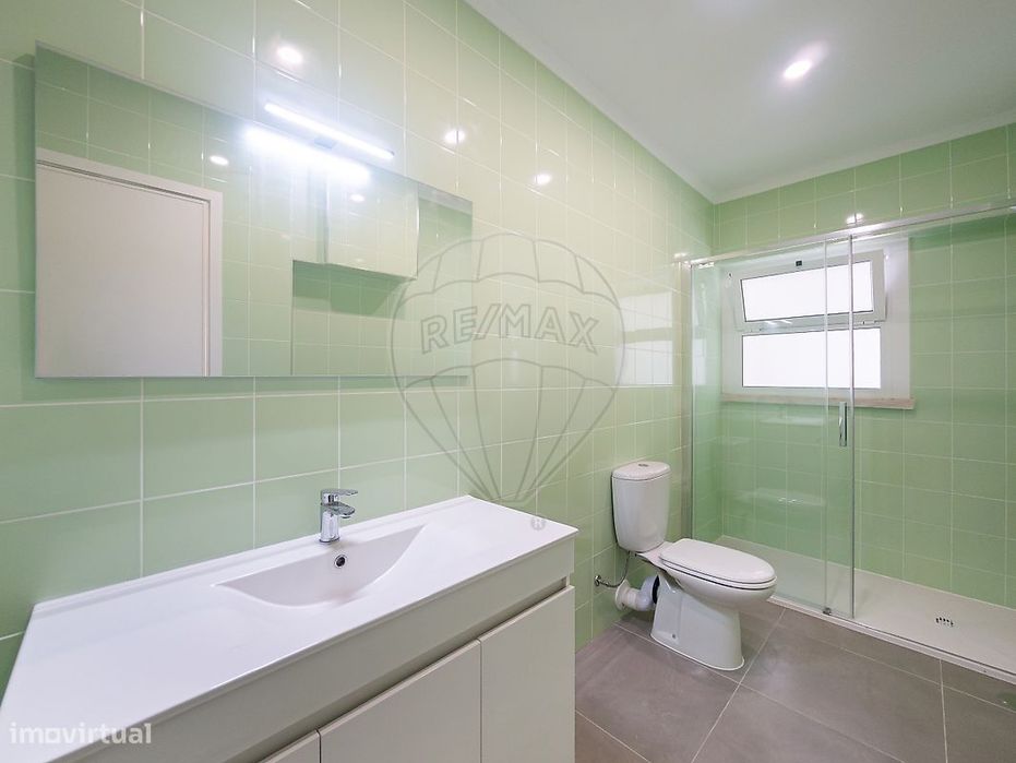 Apartamento T4 para arrendamento
