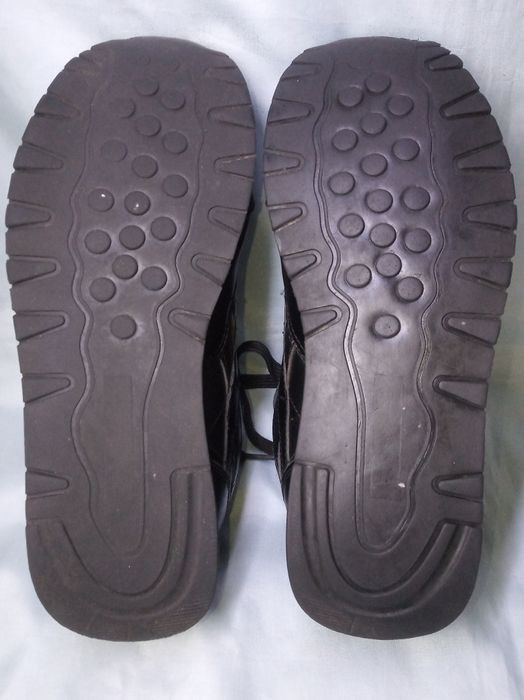 39р Reebok кросівки