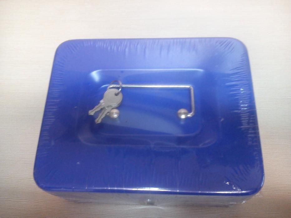 NOWA !! Metalowa kasetka na pieniądze, drobiazgi, biżuterię