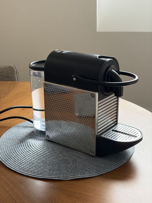 Nespresso Delonghi Pixie