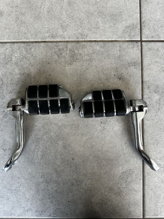 Підніжки для Harley-Davidson