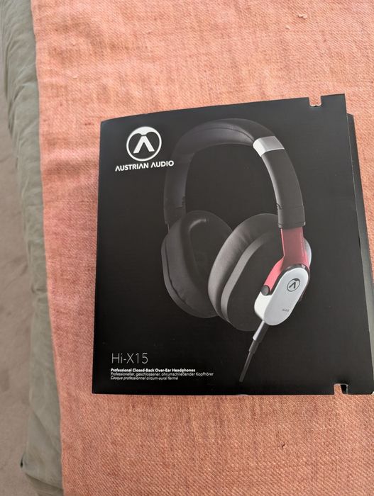 Headphones Austrian Audio Hi x-15