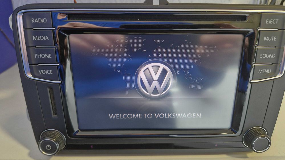 Ekran dotykowy - Naprawa - Volkswagen MIB2 VW Skoda SEAT instalacja dodanie kamery cofania