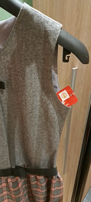 Sukienka szara r. 158