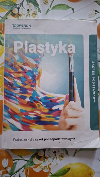 Sprzedam podręcznik do plastyki, szkola średnia.