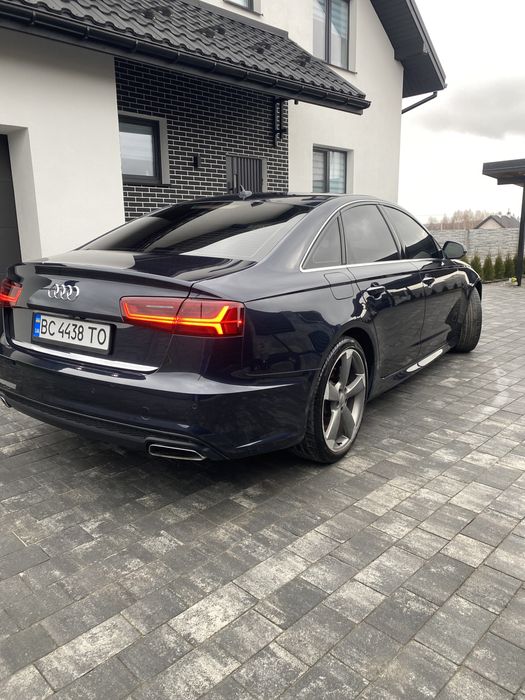 Ауді А6С7 2016