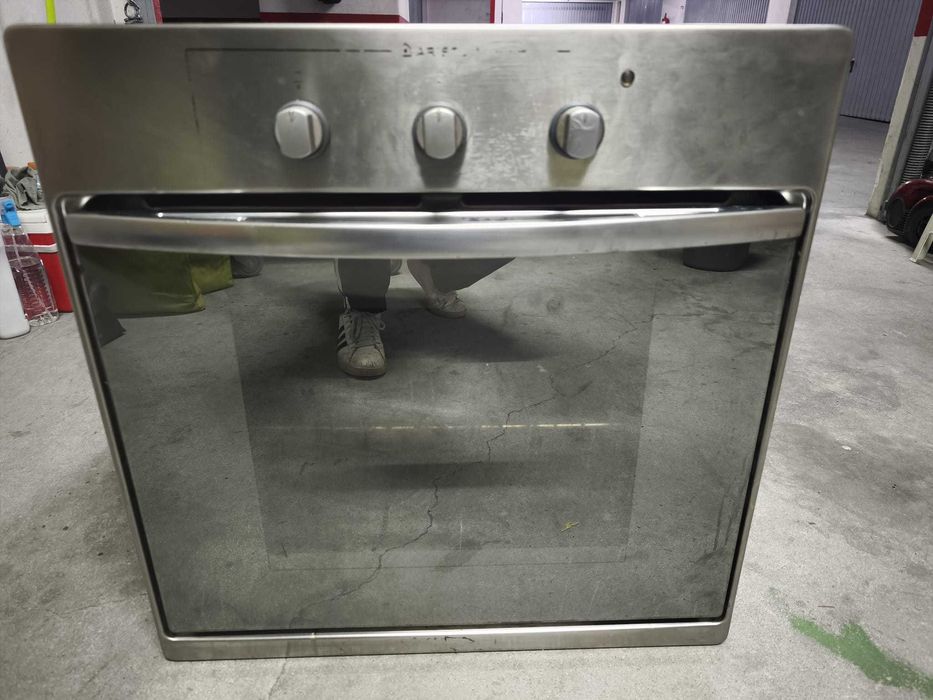 Forno Eletrico Ariston encastrar